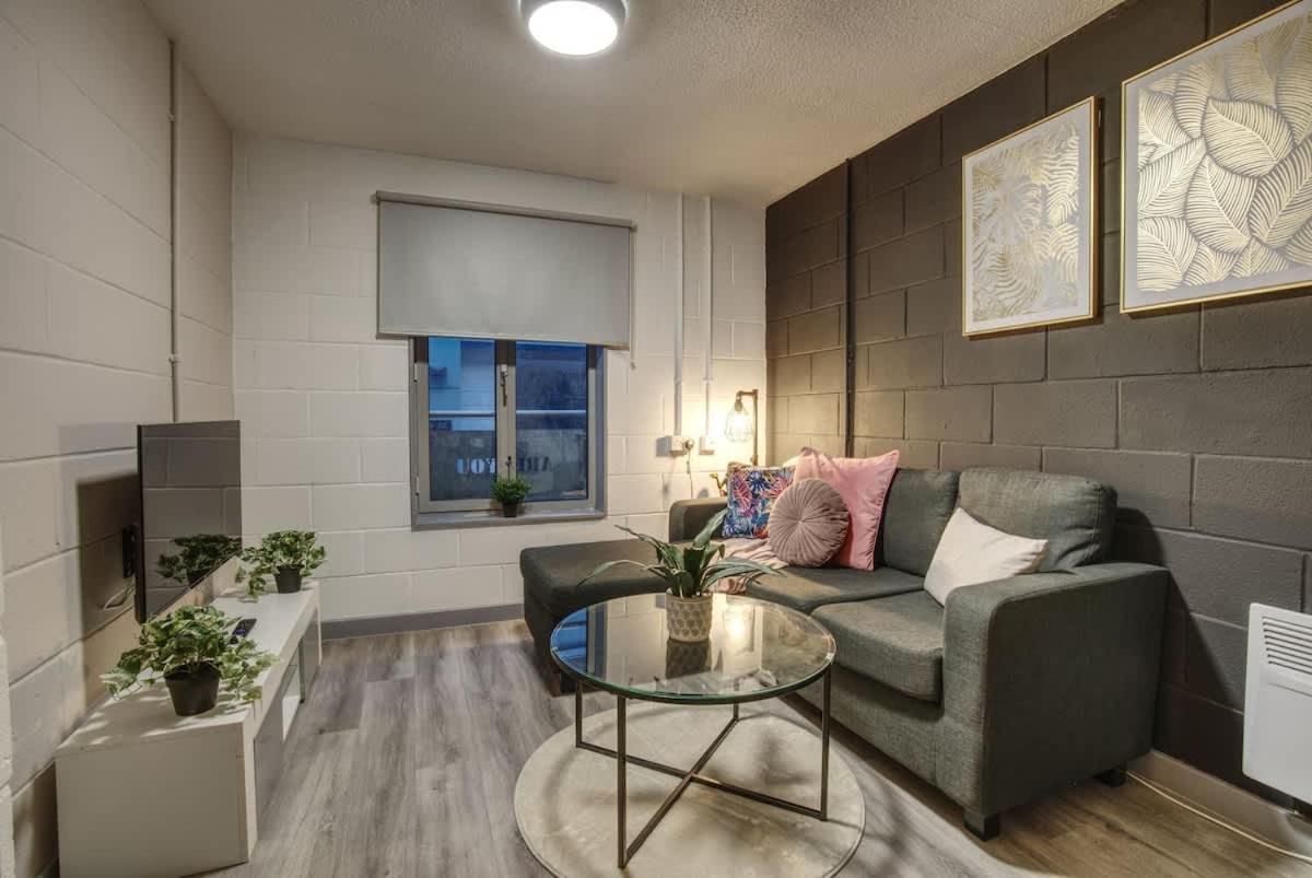 1Br City Centre Apt, Self Check In, Wifi, By Derbnb Sheffield Exterior foto